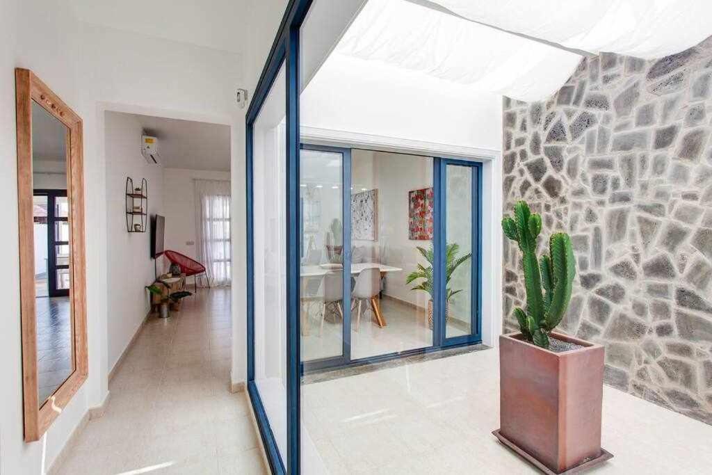 Homu Bianca Fantastica Villa Con Piscina Privad Playa Blanca  Luaran gambar