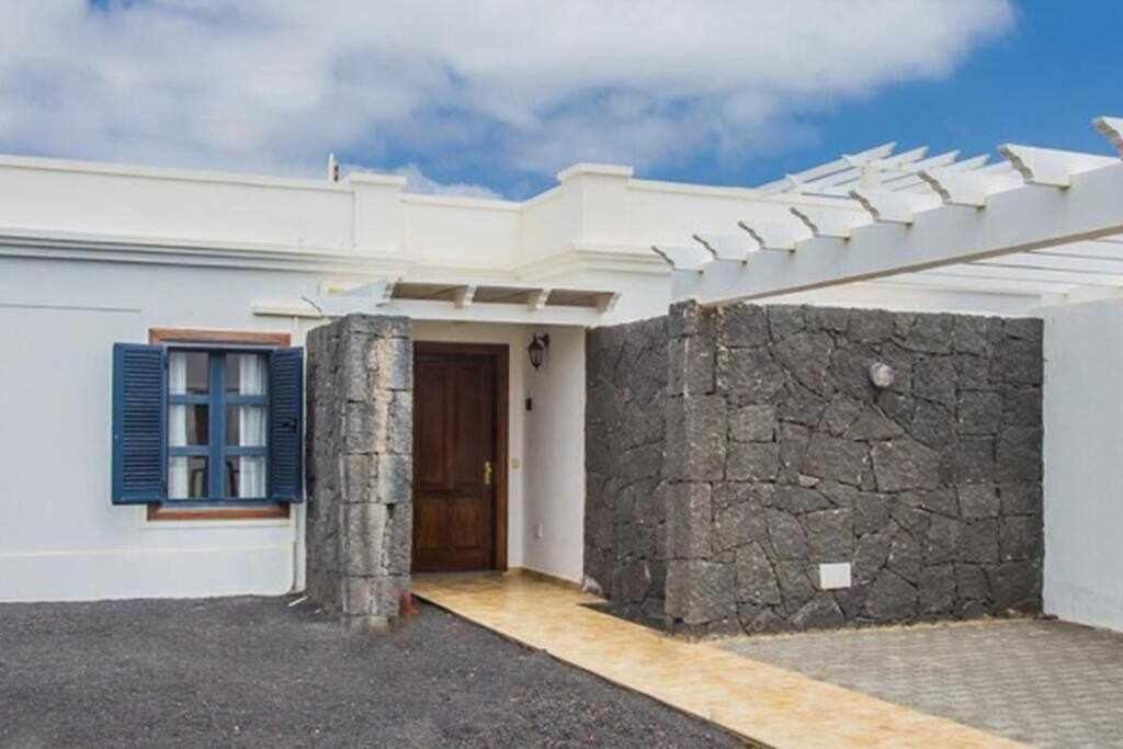 Homu Bianca Fantastica Villa Con Piscina Privad Playa Blanca  Luaran gambar